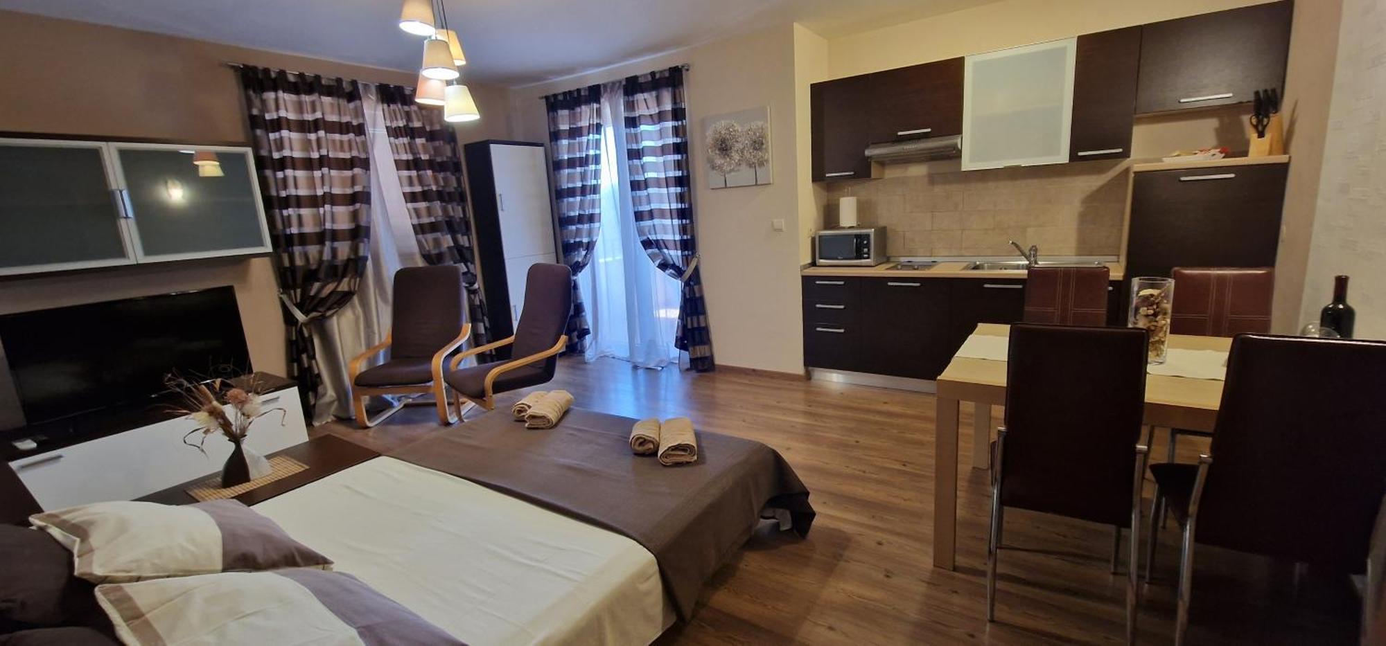 Apartments Fantazija โรวีน ภายนอก รูปภาพ
